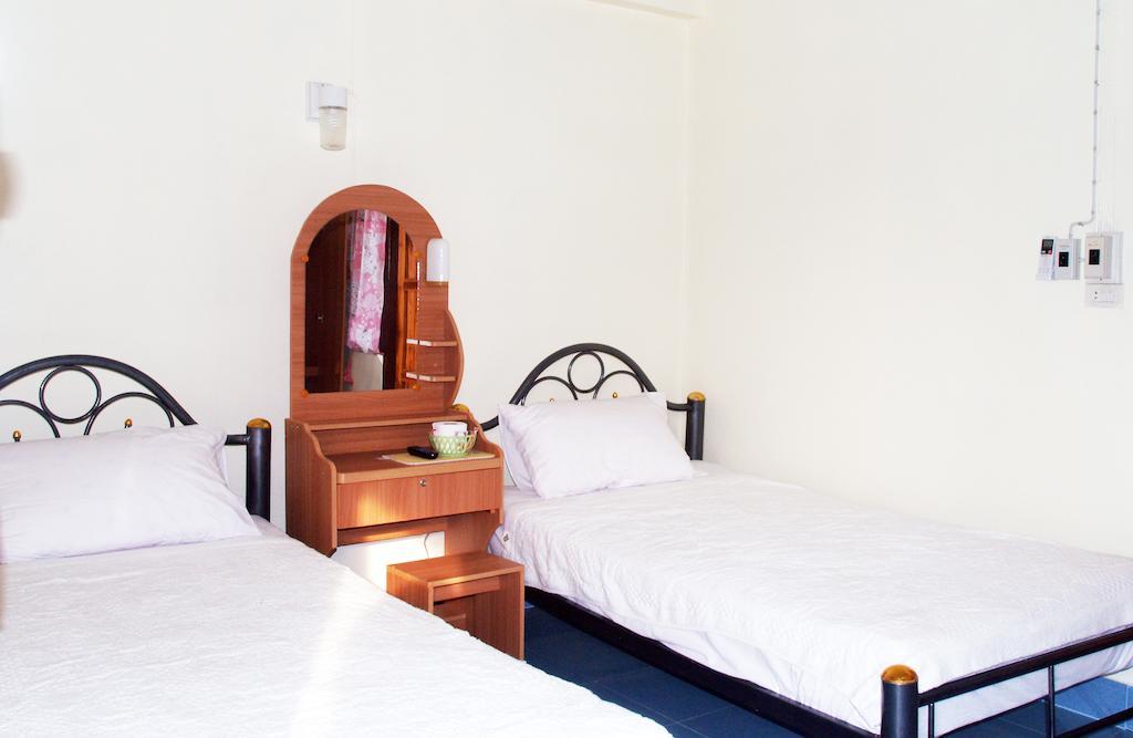 Sangaroon Hotel بوا الغرفة الصورة